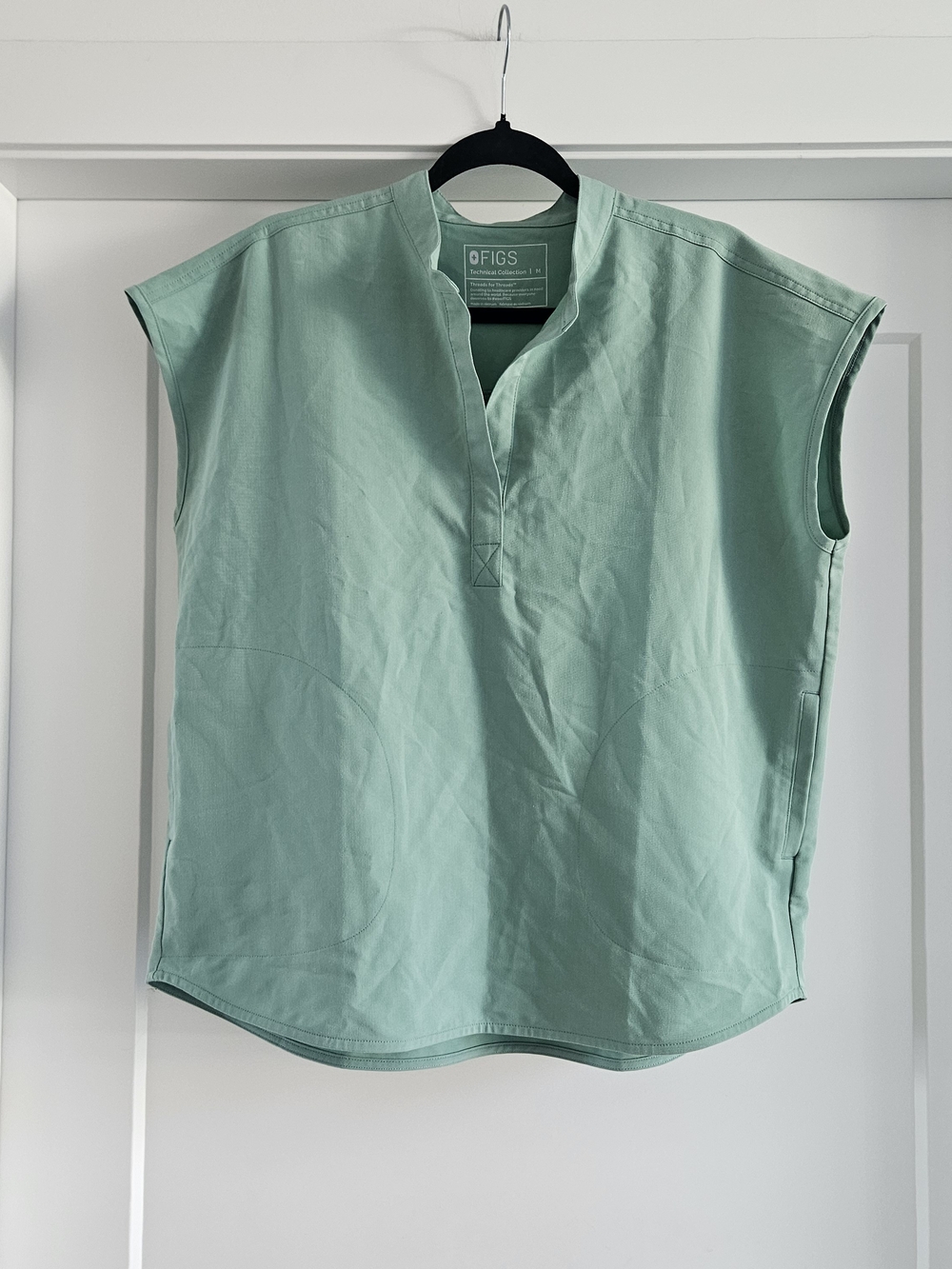 Figs Women’s Technical Collection Mint Green Short-Sleeve Medical Top Sz M
